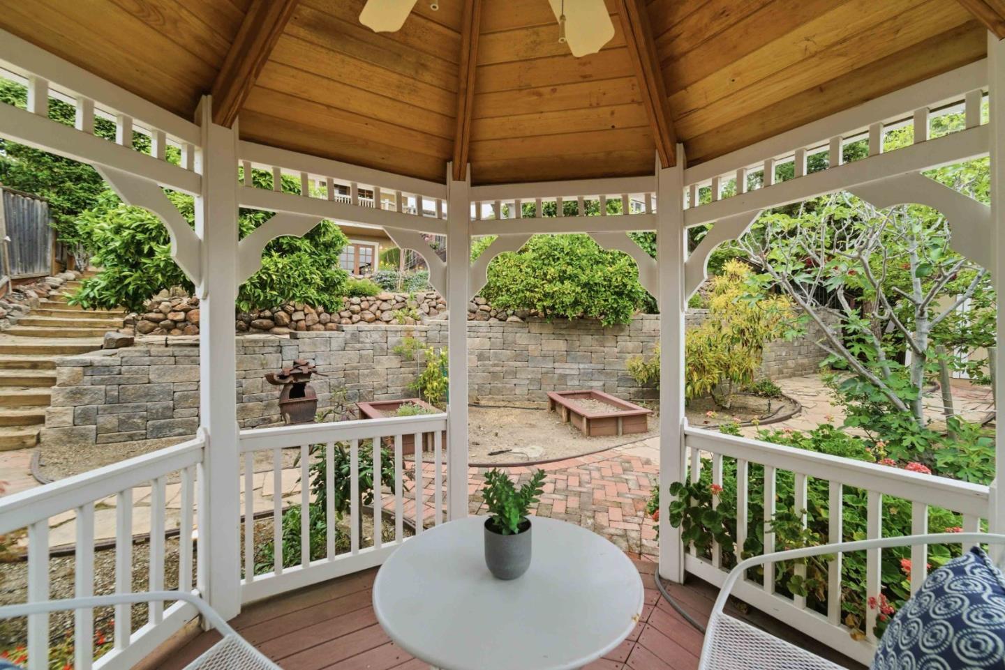 Detail Gallery Image 33 of 58 For 3488 Suncrest Ave, San Jose,  CA 95132 - 4 Beds | 3 Baths