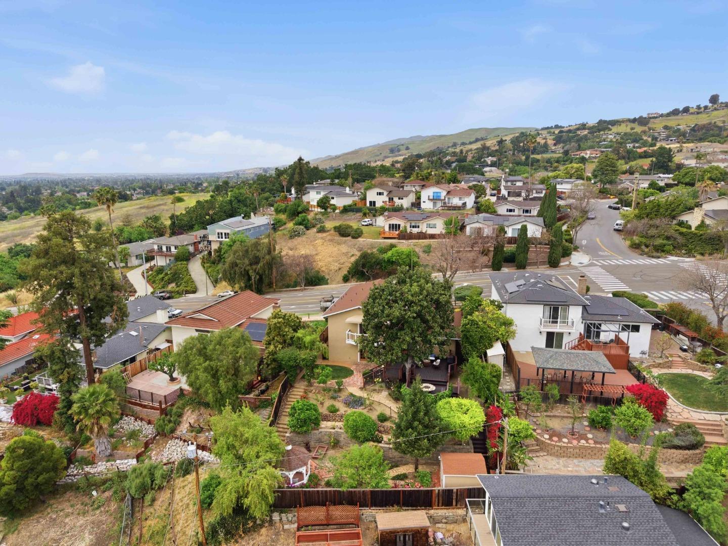 Detail Gallery Image 45 of 58 For 3488 Suncrest Ave, San Jose,  CA 95132 - 4 Beds | 3 Baths