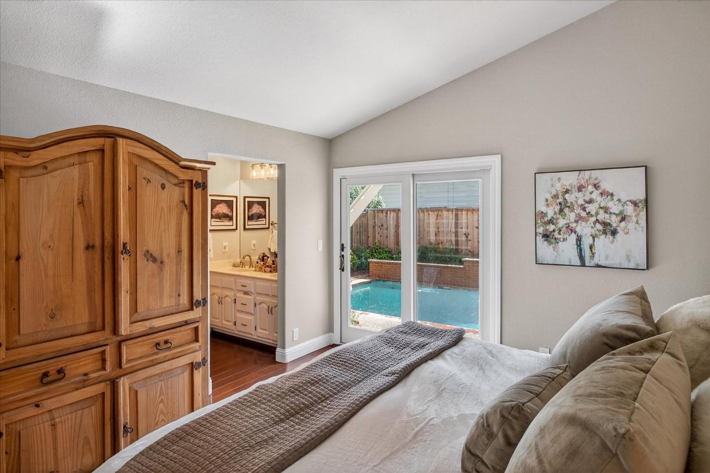 Detail Gallery Image 14 of 30 For 918 University Ave, San Jose,  CA 95126 - 4 Beds | 2 Baths