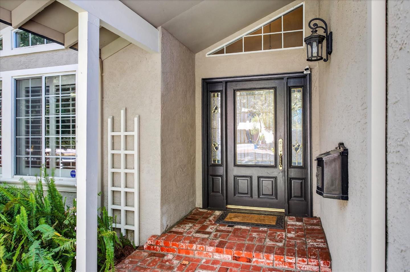 Detail Gallery Image 2 of 30 For 918 University Ave, San Jose,  CA 95126 - 4 Beds | 2 Baths