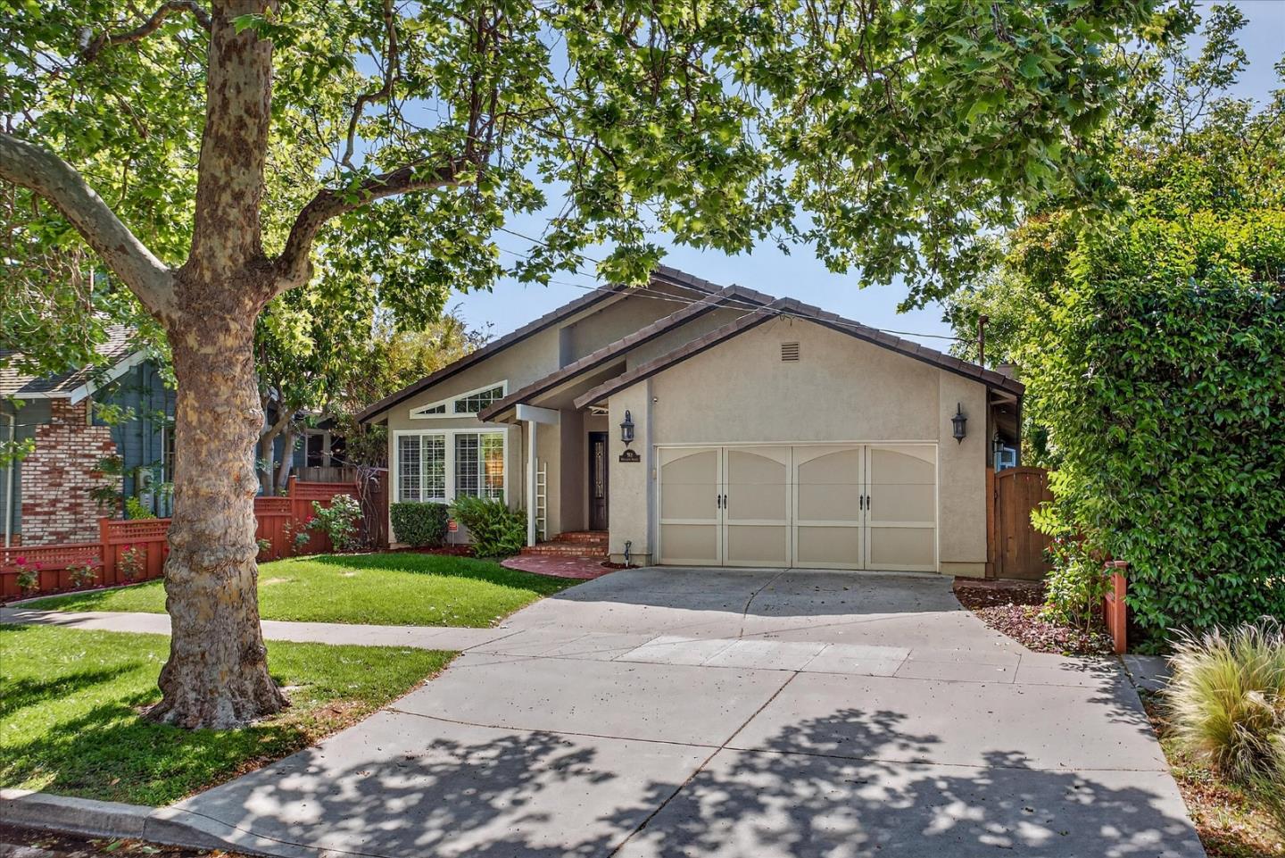 Detail Gallery Image 3 of 30 For 918 University Ave, San Jose,  CA 95126 - 4 Beds | 2 Baths