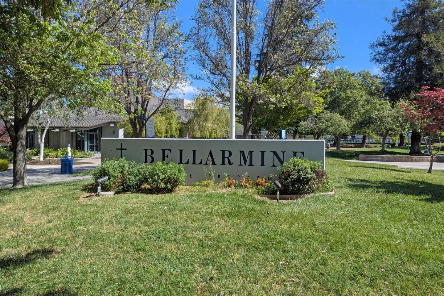 Detail Gallery Image 30 of 30 For 918 University Ave, San Jose,  CA 95126 - 4 Beds | 2 Baths