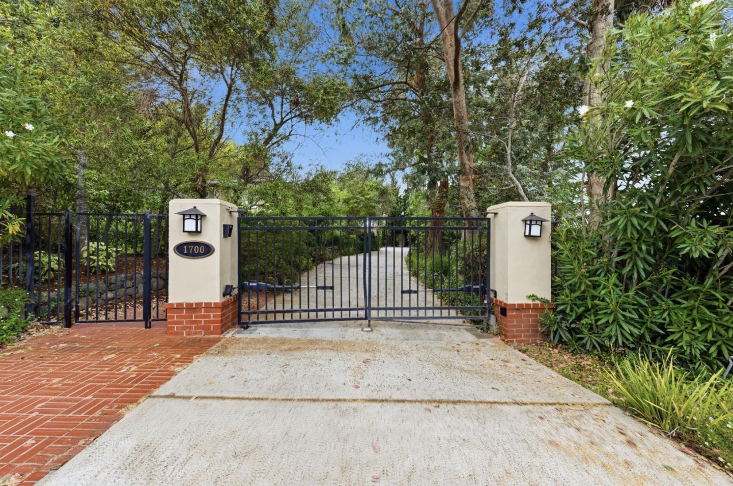 Front Image Thumbnail for ML82041502