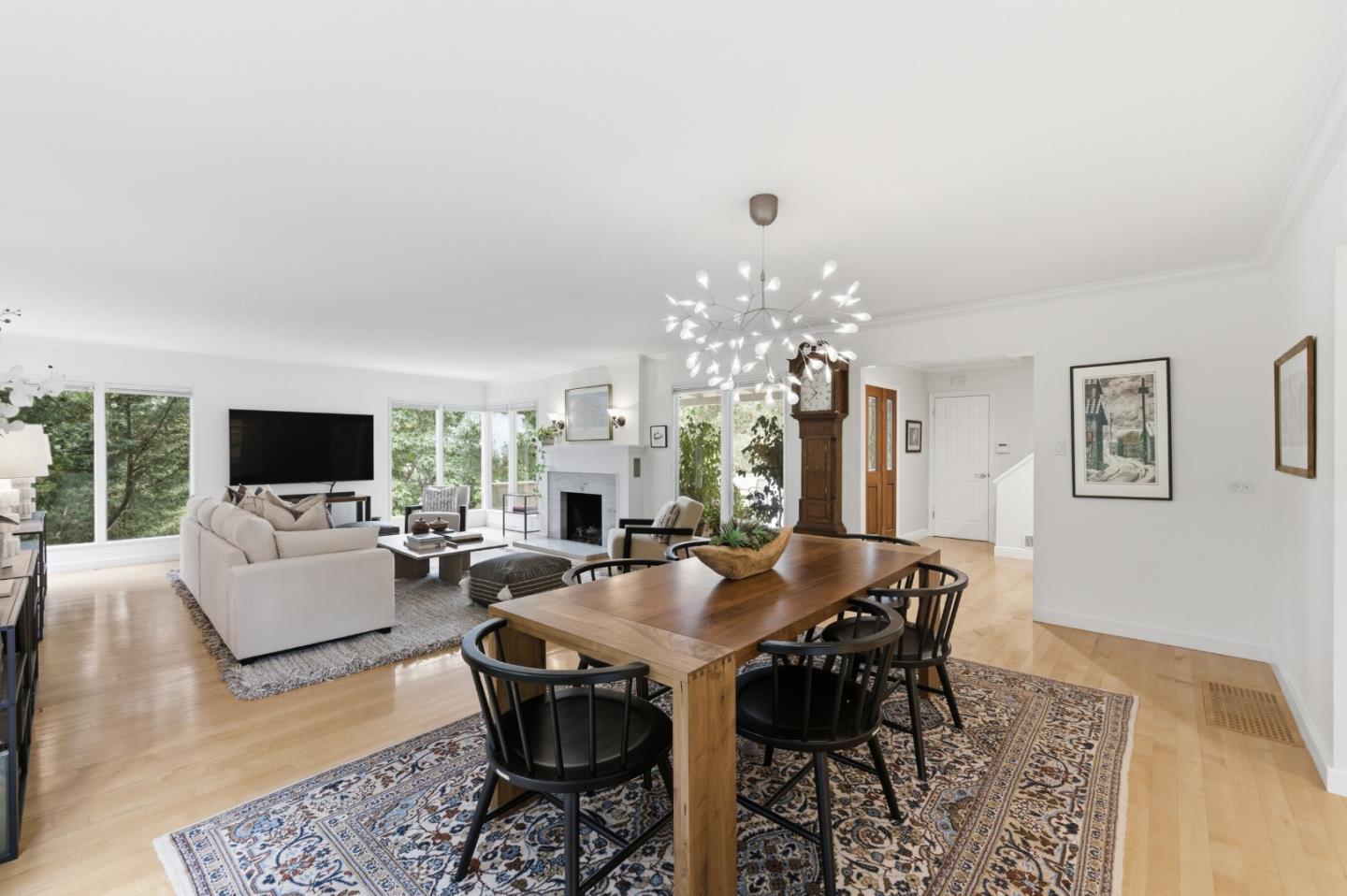 Detail Gallery Image 12 of 52 For 1700 Pine Knoll Dr, Belmont,  CA 94002 - 4 Beds | 4 Baths