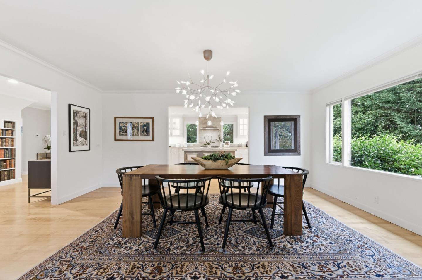 Detail Gallery Image 13 of 52 For 1700 Pine Knoll Dr, Belmont,  CA 94002 - 4 Beds | 4 Baths