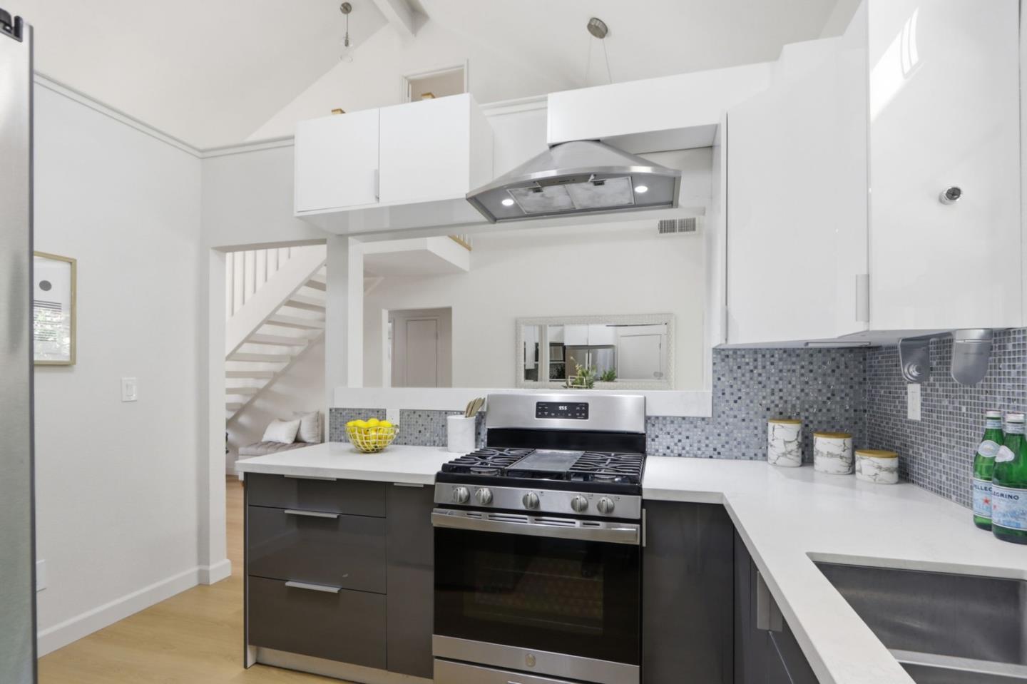 Detail Gallery Image 10 of 37 For 1005 Alamitos Creek Dr, San Jose,  CA 95120 - 3 Beds | 2 Baths