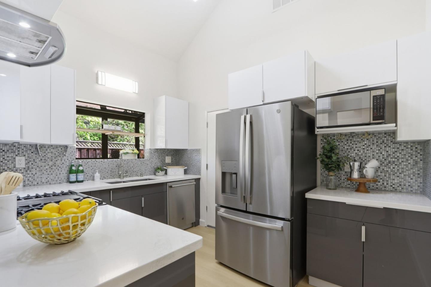 Detail Gallery Image 8 of 37 For 1005 Alamitos Creek Dr, San Jose,  CA 95120 - 3 Beds | 2 Baths