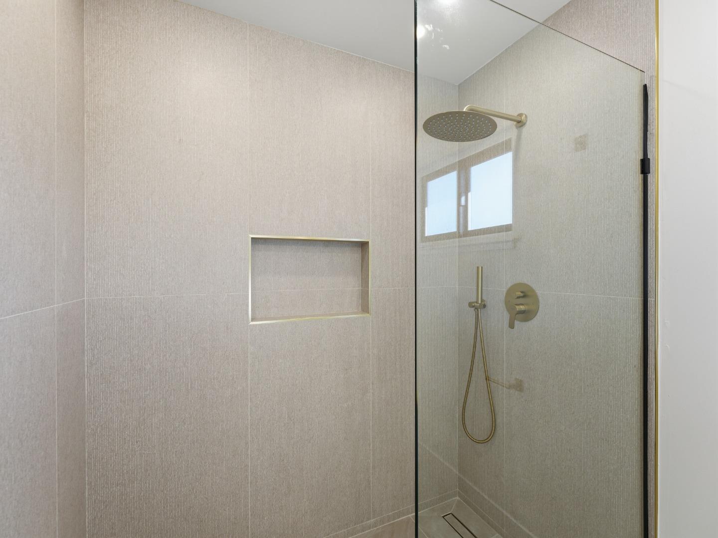 Detail Gallery Image 12 of 27 For 1432 Montelegre Dr, San Jose,  CA 95120 - 3 Beds | 2/1 Baths