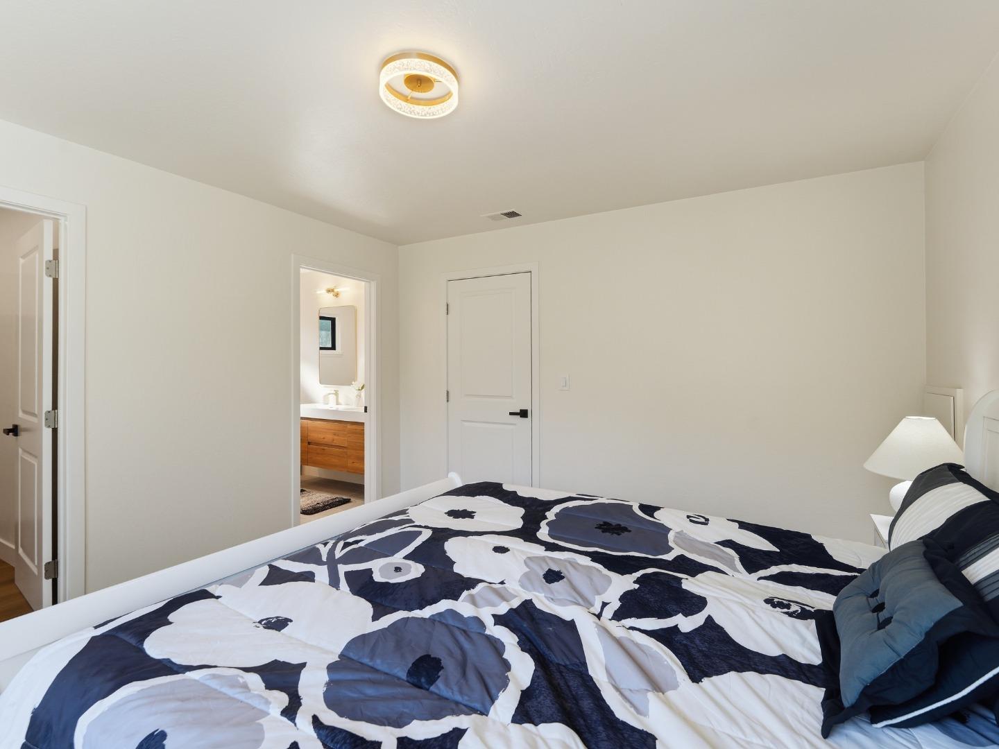 Detail Gallery Image 14 of 27 For 1432 Montelegre Dr, San Jose,  CA 95120 - 3 Beds | 2/1 Baths