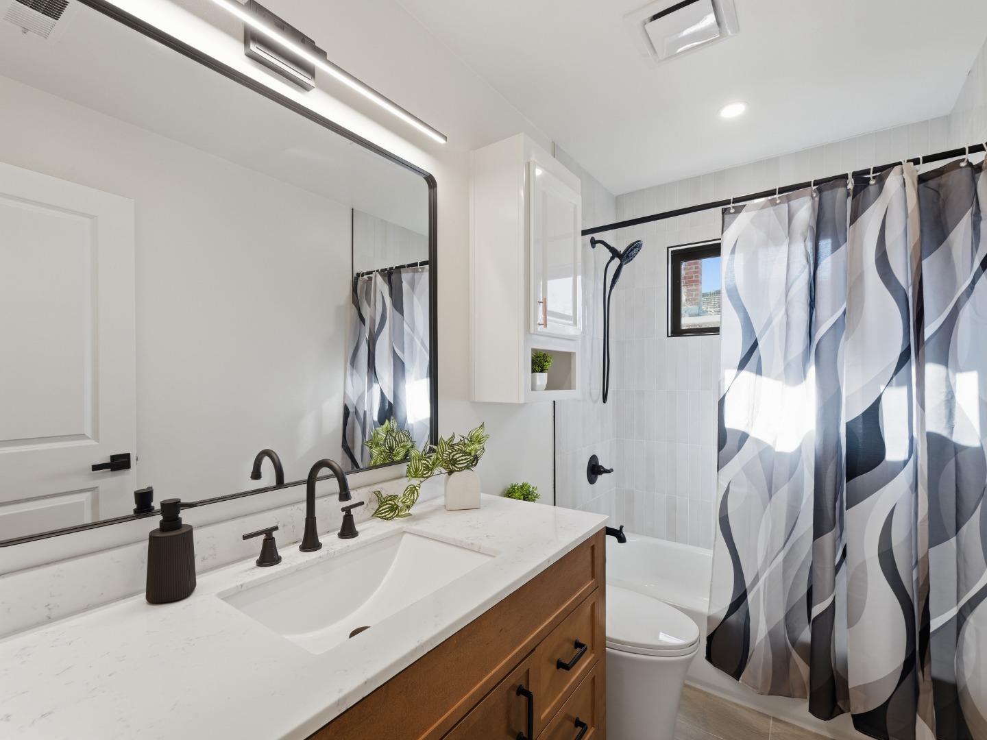 Detail Gallery Image 8 of 27 For 1432 Montelegre Dr, San Jose,  CA 95120 - 3 Beds | 2/1 Baths