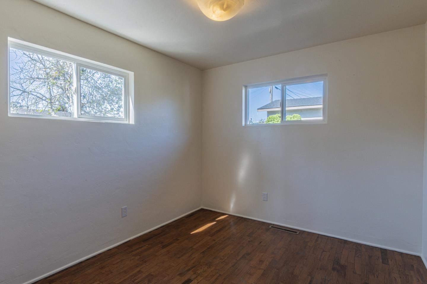 Detail Gallery Image 17 of 28 For 2 Portola Ave, Monterey,  CA 93940 - 3 Beds | 2 Baths