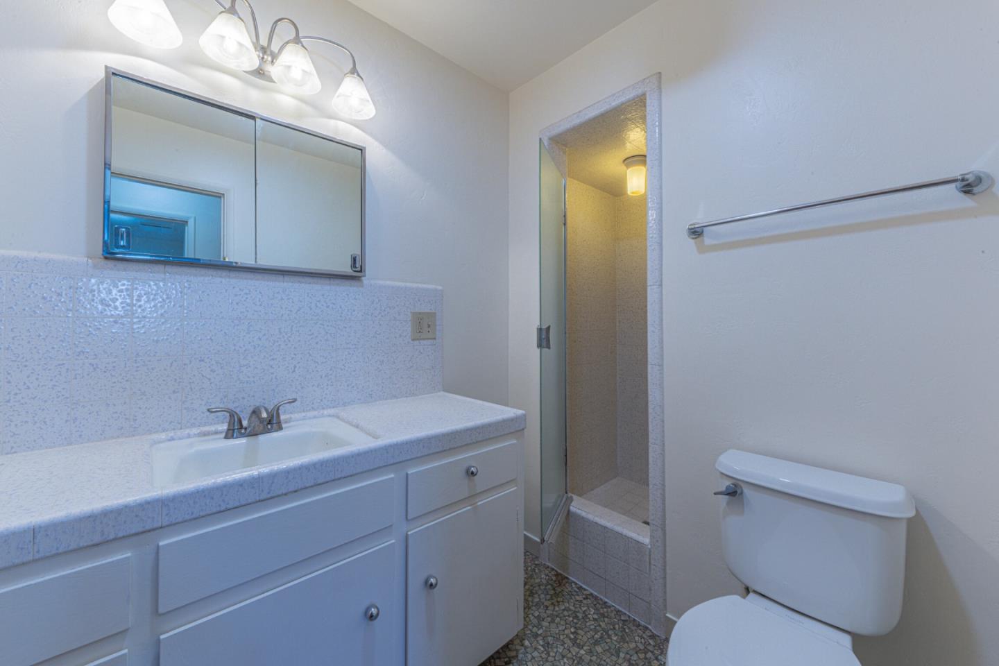Detail Gallery Image 25 of 28 For 2 Portola Ave, Monterey,  CA 93940 - 3 Beds | 2 Baths