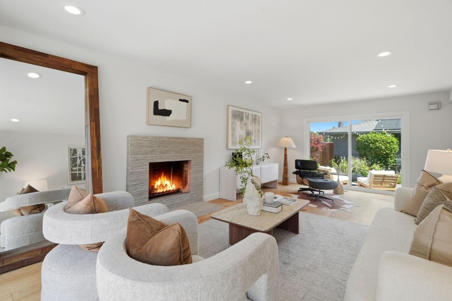 Detail Gallery Image 11 of 101 For 845 Groton Ct, Sunnyvale,  CA 94087 - 5 Beds | 3 Baths