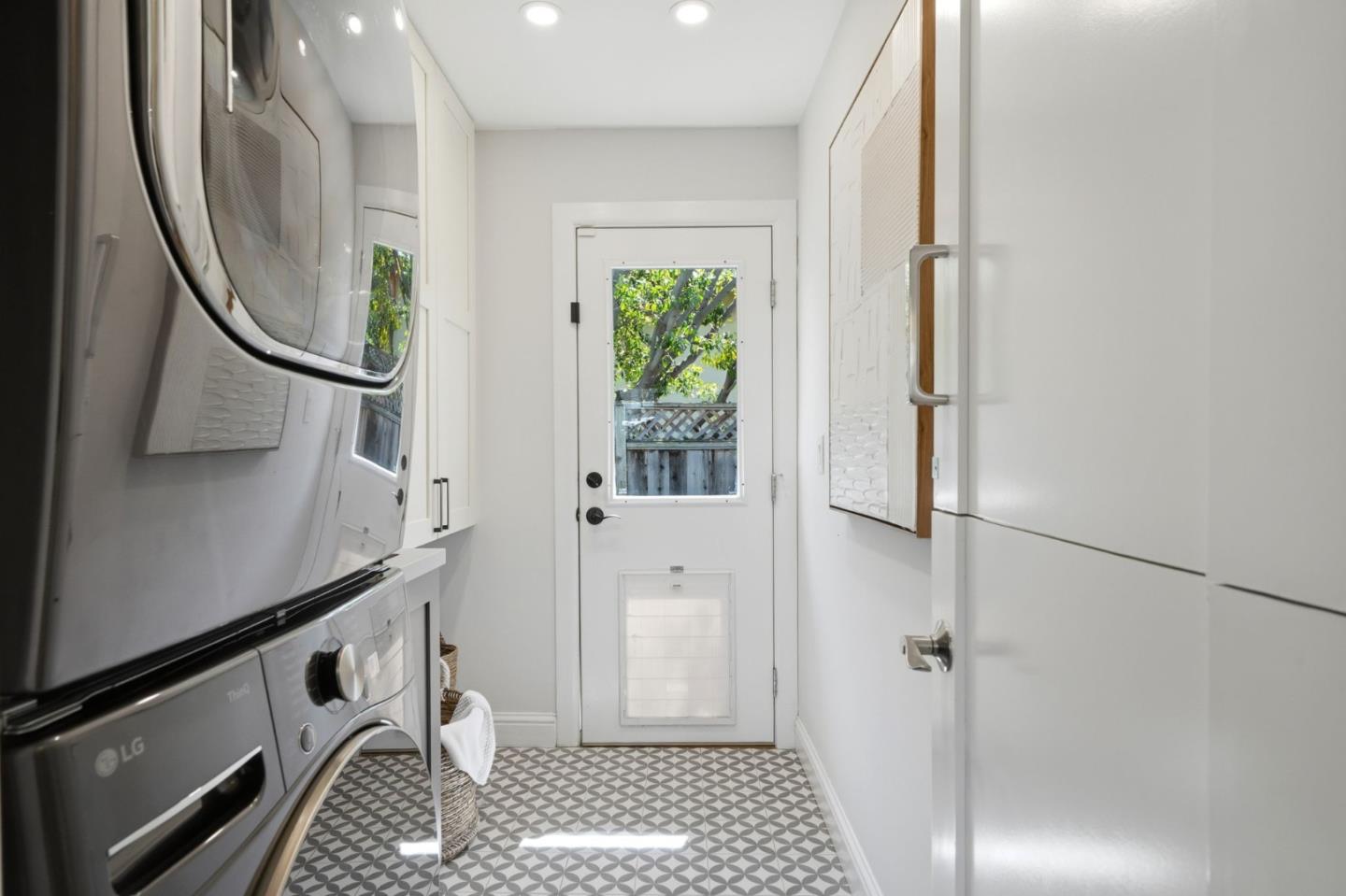 Detail Gallery Image 40 of 101 For 845 Groton Ct, Sunnyvale,  CA 94087 - 5 Beds | 3 Baths