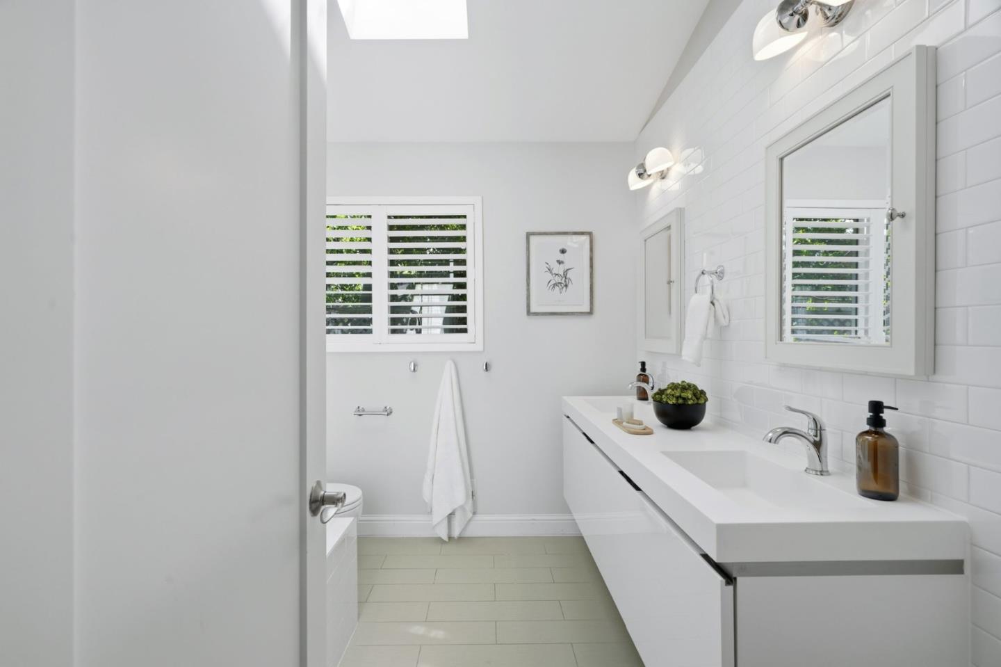 Detail Gallery Image 42 of 101 For 845 Groton Ct, Sunnyvale,  CA 94087 - 5 Beds | 3 Baths