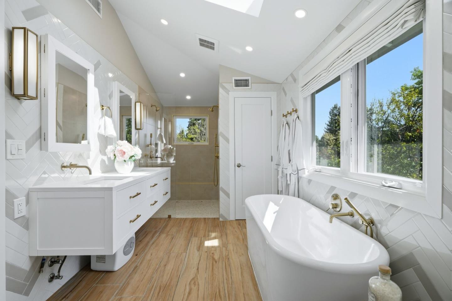 Detail Gallery Image 63 of 101 For 845 Groton Ct, Sunnyvale,  CA 94087 - 5 Beds | 3 Baths