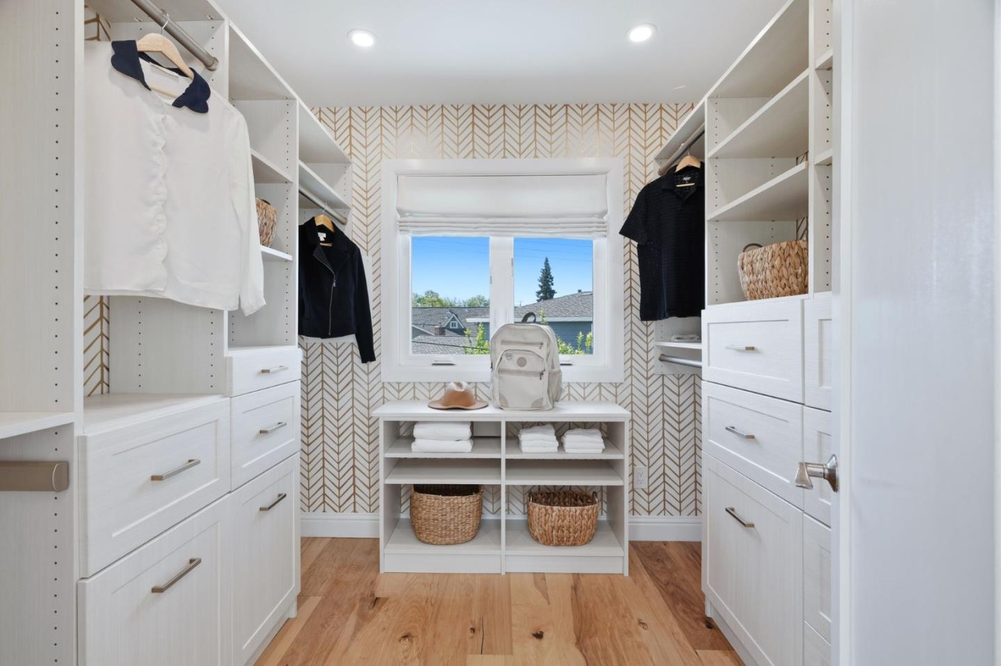 Detail Gallery Image 68 of 101 For 845 Groton Ct, Sunnyvale,  CA 94087 - 5 Beds | 3 Baths