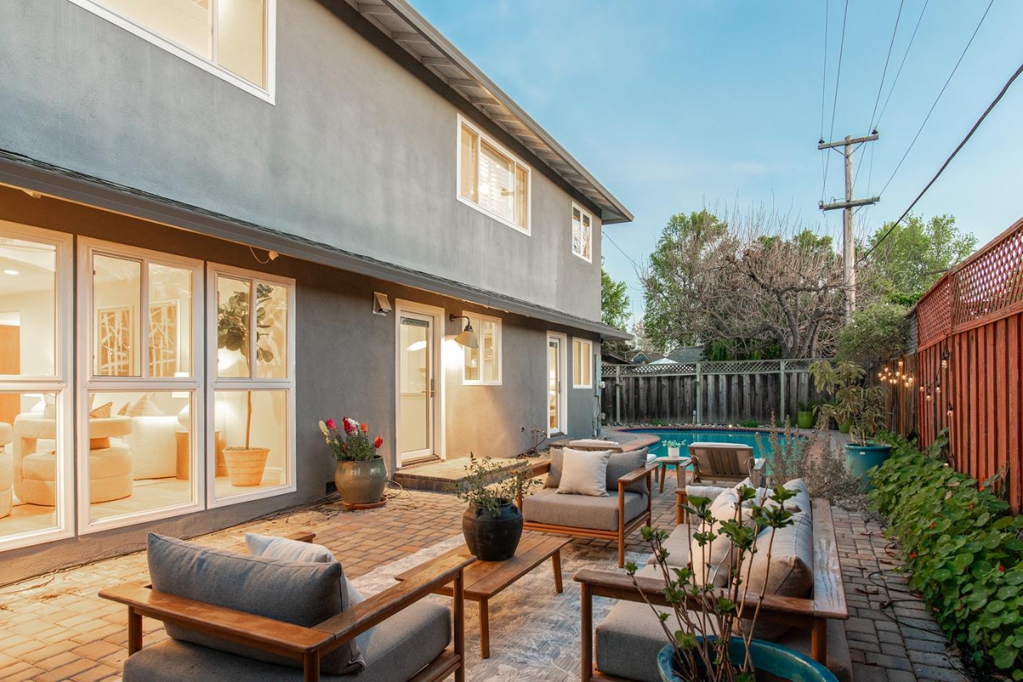 Detail Gallery Image 7 of 101 For 845 Groton Ct, Sunnyvale,  CA 94087 - 5 Beds | 3 Baths