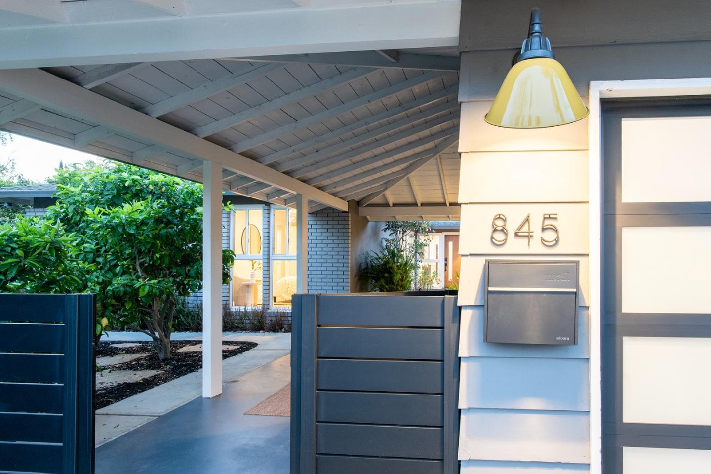 Detail Gallery Image 8 of 101 For 845 Groton Ct, Sunnyvale,  CA 94087 - 5 Beds | 3 Baths