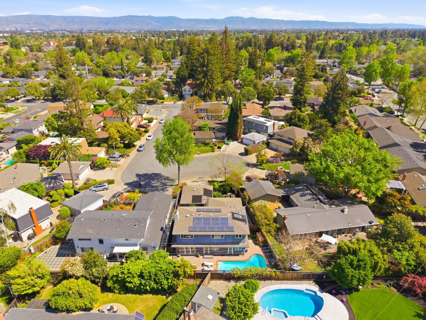 Detail Gallery Image 84 of 101 For 845 Groton Ct, Sunnyvale,  CA 94087 - 5 Beds | 3 Baths