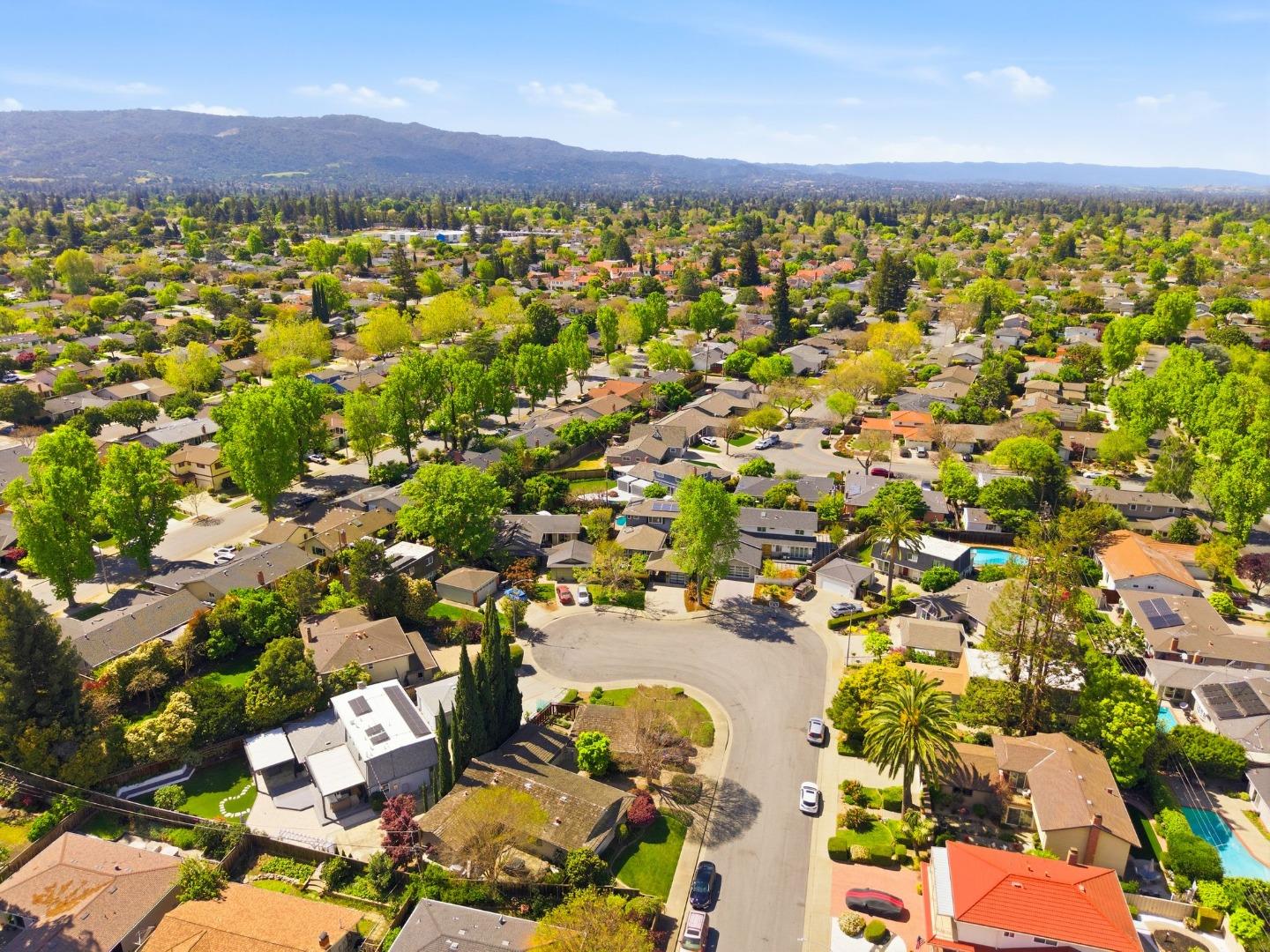 Detail Gallery Image 85 of 101 For 845 Groton Ct, Sunnyvale,  CA 94087 - 5 Beds | 3 Baths