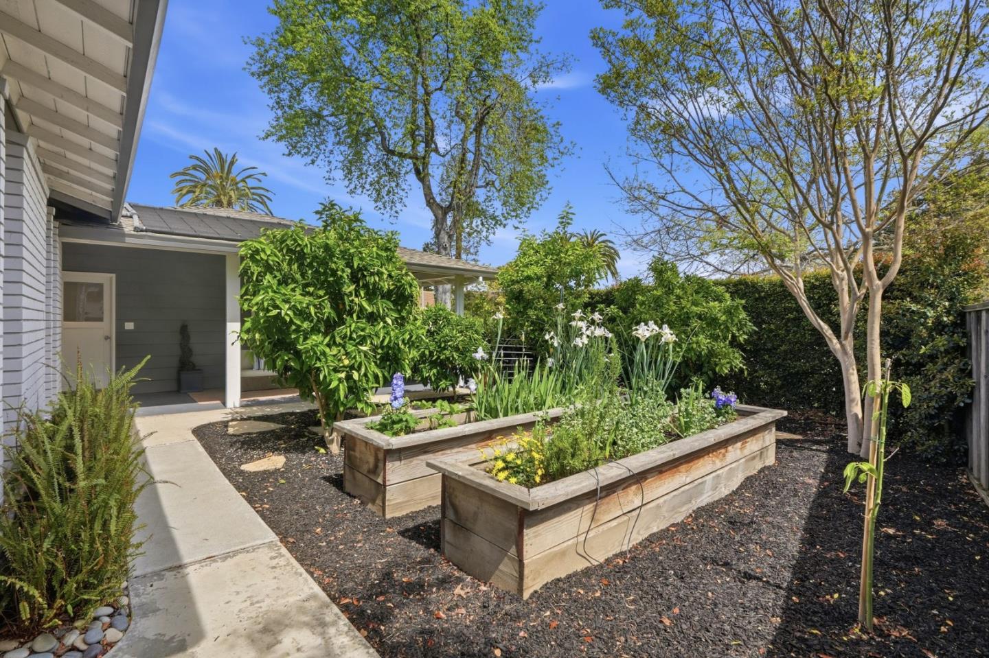 Detail Gallery Image 94 of 101 For 845 Groton Ct, Sunnyvale,  CA 94087 - 5 Beds | 3 Baths