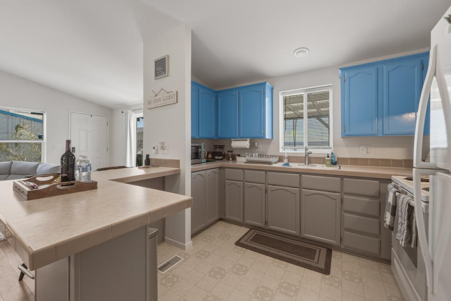 Detail Gallery Image 11 of 38 For 4315 Lakeshore Blvd, Nice,  CA 95464 - 2 Beds | 2 Baths