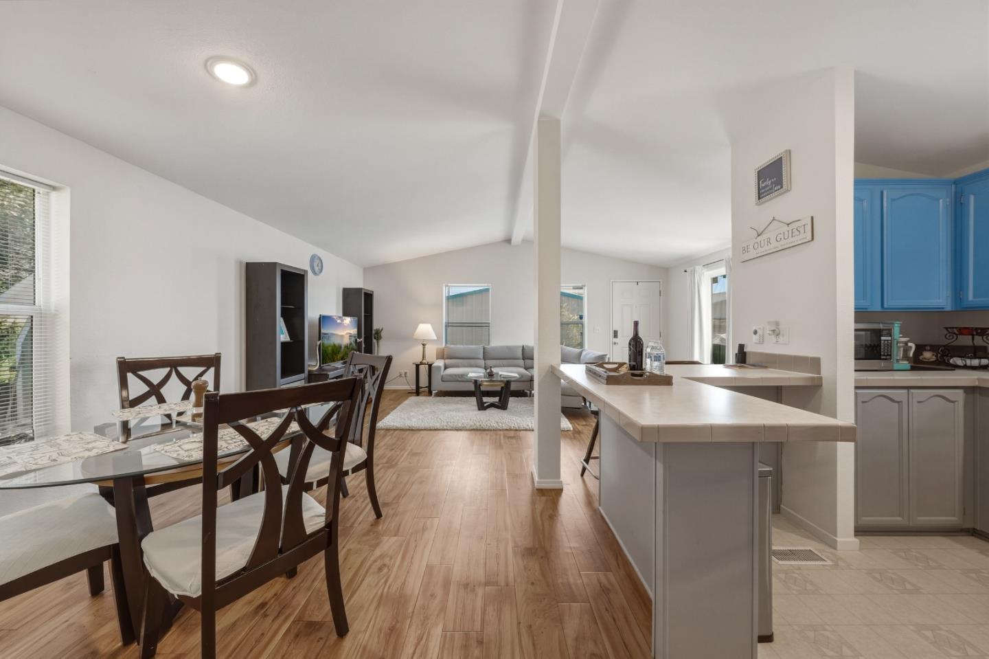 Detail Gallery Image 13 of 38 For 4315 Lakeshore Blvd, Nice,  CA 95464 - 2 Beds | 2 Baths