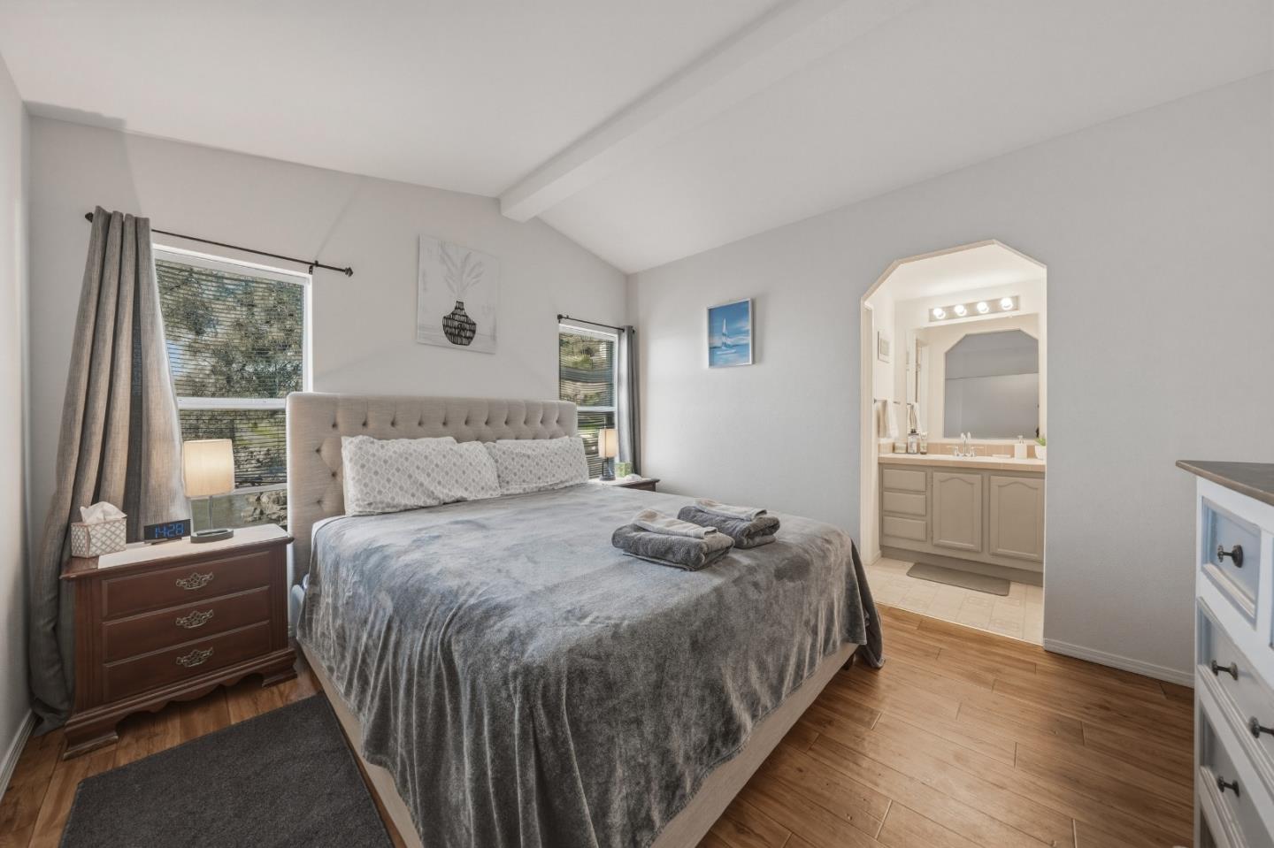 Detail Gallery Image 14 of 38 For 4315 Lakeshore Blvd, Nice,  CA 95464 - 2 Beds | 2 Baths