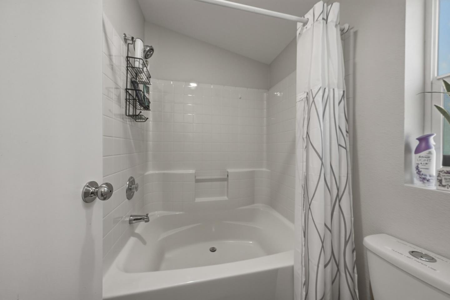 Detail Gallery Image 21 of 38 For 4315 Lakeshore Blvd, Nice,  CA 95464 - 2 Beds | 2 Baths