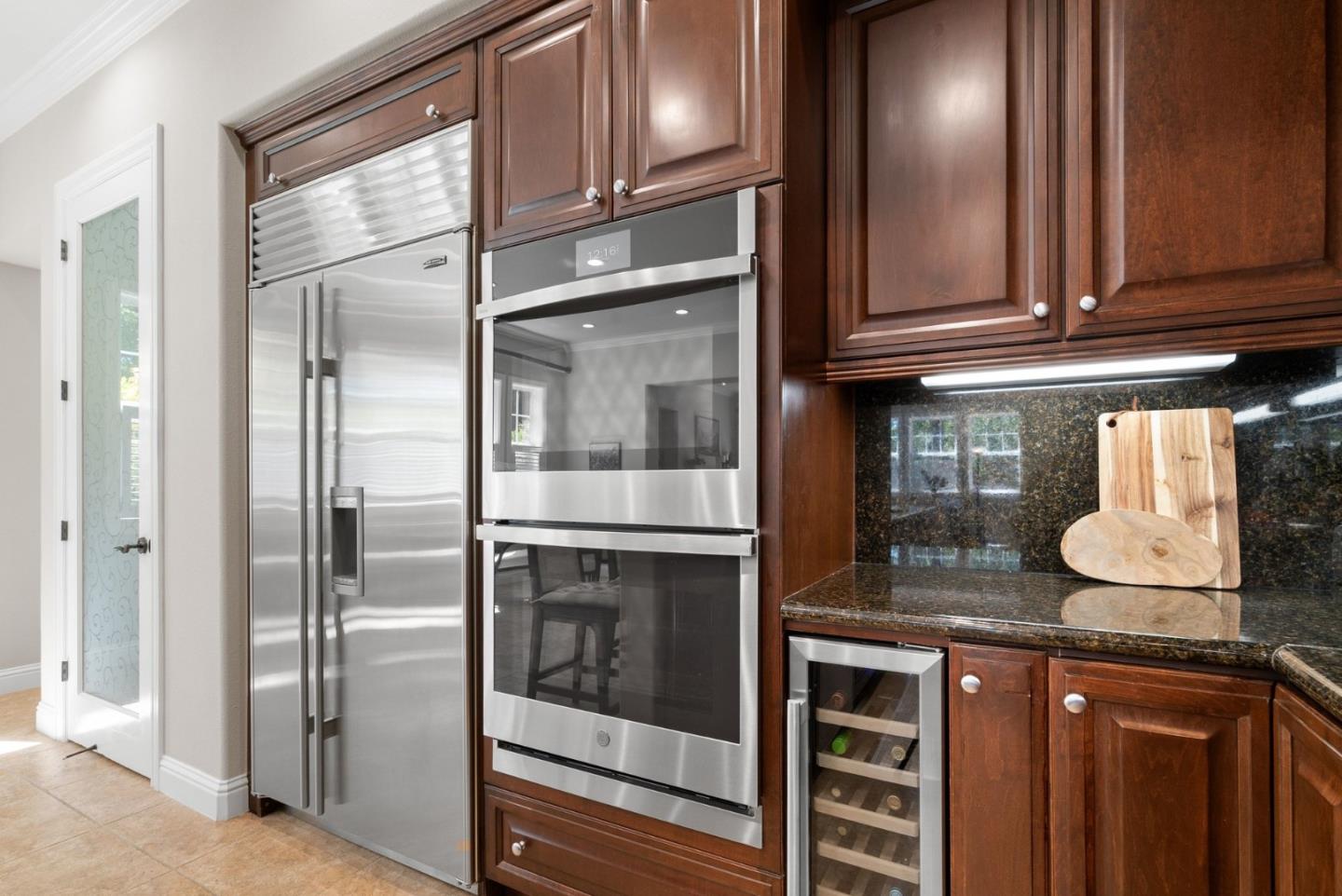 Detail Gallery Image 16 of 51 For 335 Bridlewood Ct, Santa Cruz,  CA 95060 - 5 Beds | 5/1 Baths