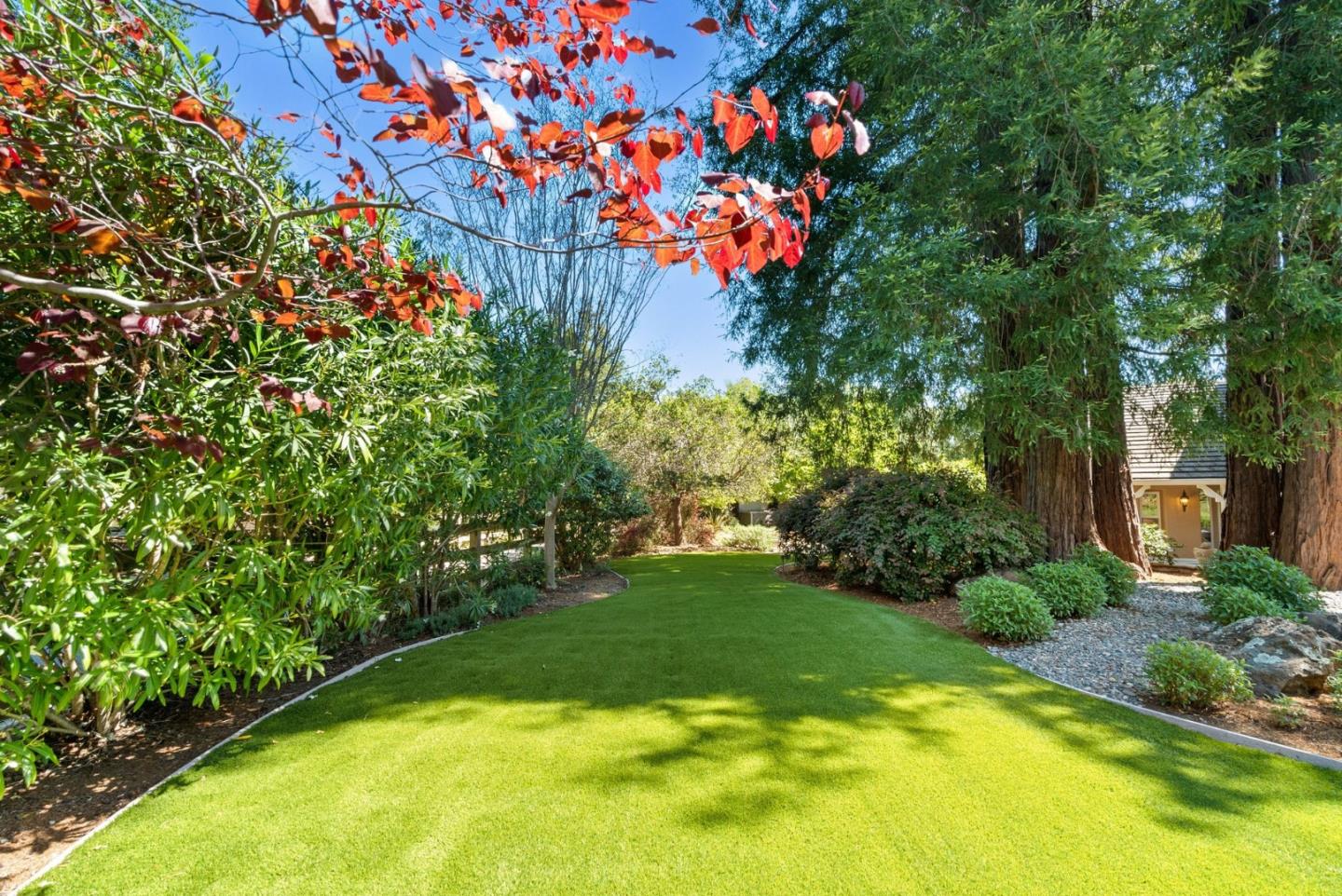 Detail Gallery Image 36 of 51 For 335 Bridlewood Ct, Santa Cruz,  CA 95060 - 5 Beds | 5/1 Baths