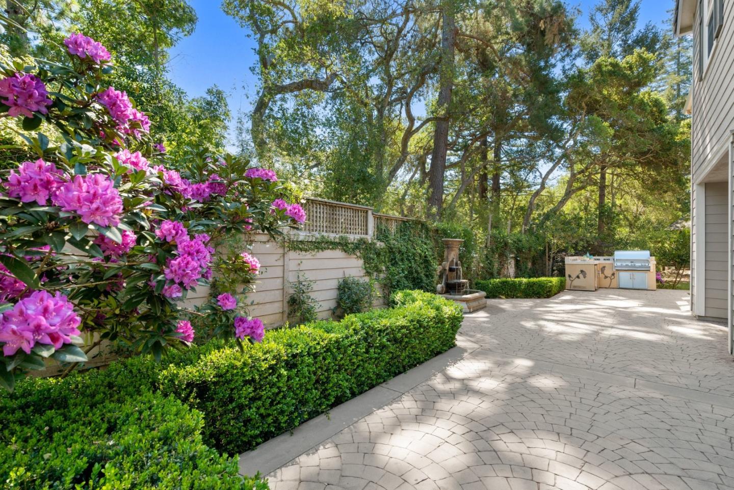 Detail Gallery Image 44 of 51 For 335 Bridlewood Ct, Santa Cruz,  CA 95060 - 5 Beds | 5/1 Baths