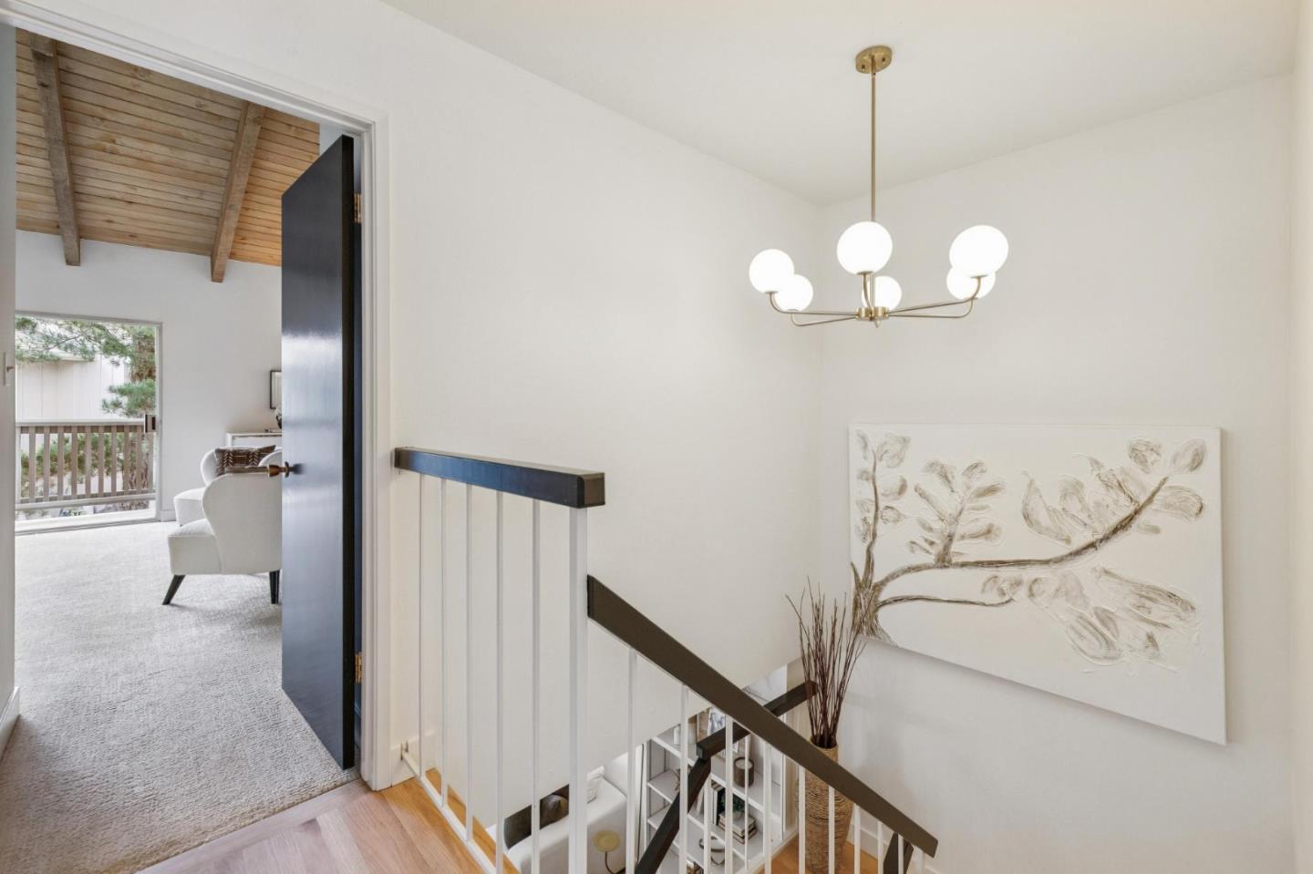 Detail Gallery Image 22 of 58 For 18 Tollridge Ct, San Mateo,  CA 94402 - 3 Beds | 2/1 Baths