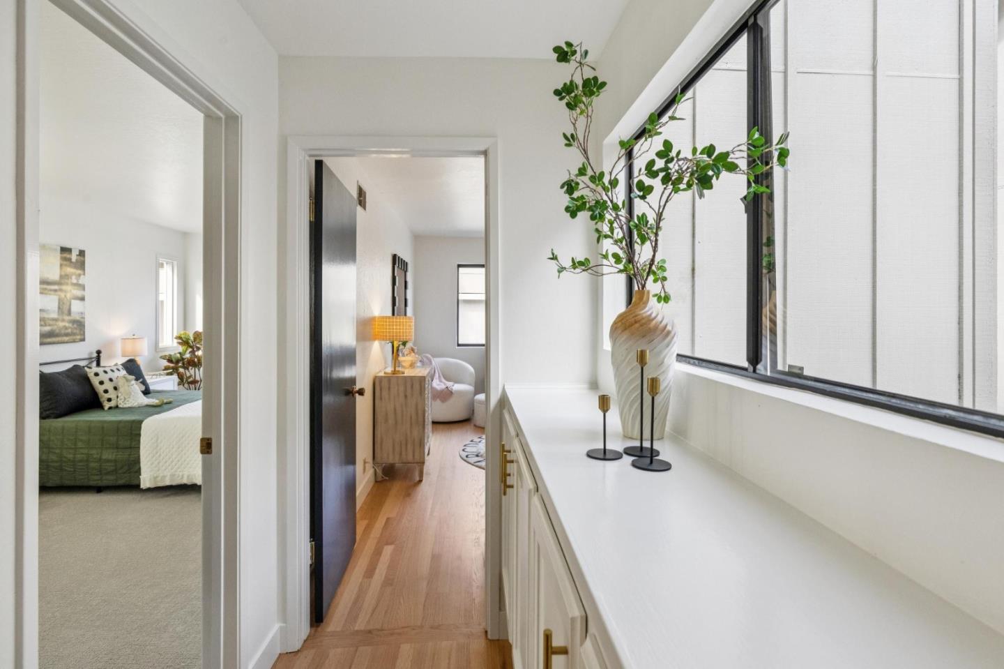 Detail Gallery Image 31 of 58 For 18 Tollridge Ct, San Mateo,  CA 94402 - 3 Beds | 2/1 Baths