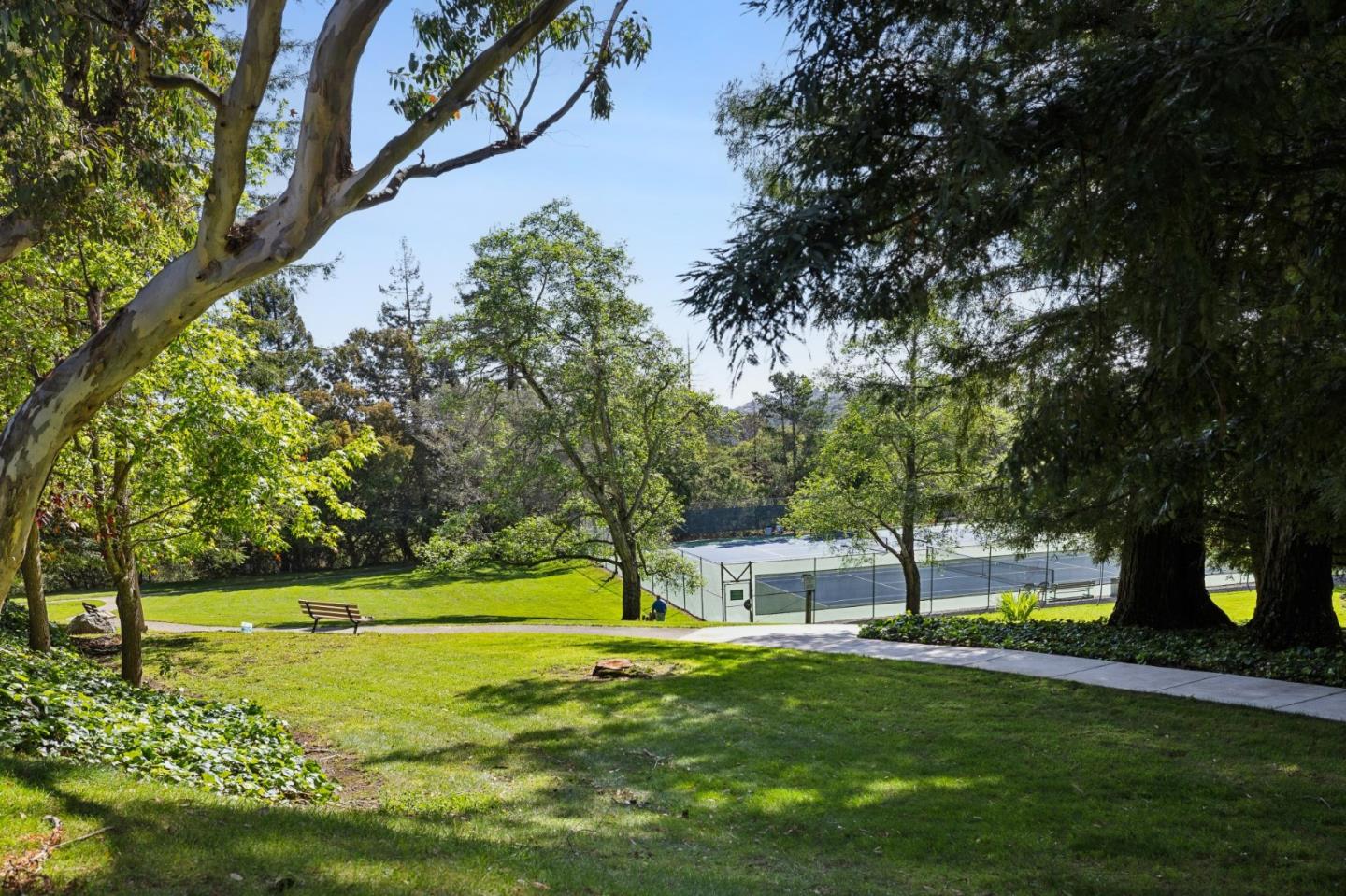 Detail Gallery Image 54 of 58 For 18 Tollridge Ct, San Mateo,  CA 94402 - 3 Beds | 2/1 Baths