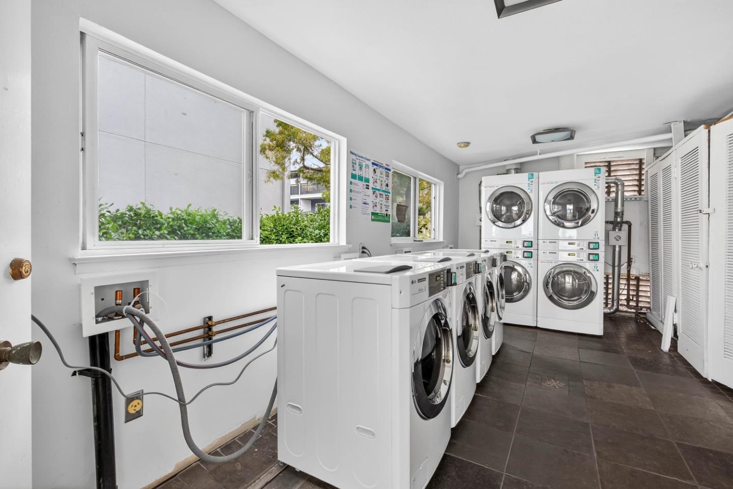 Detail Gallery Image 19 of 21 For 183 Del Medio Ave #310,  Mountain View,  CA 94040 - 2 Beds | 1 Baths