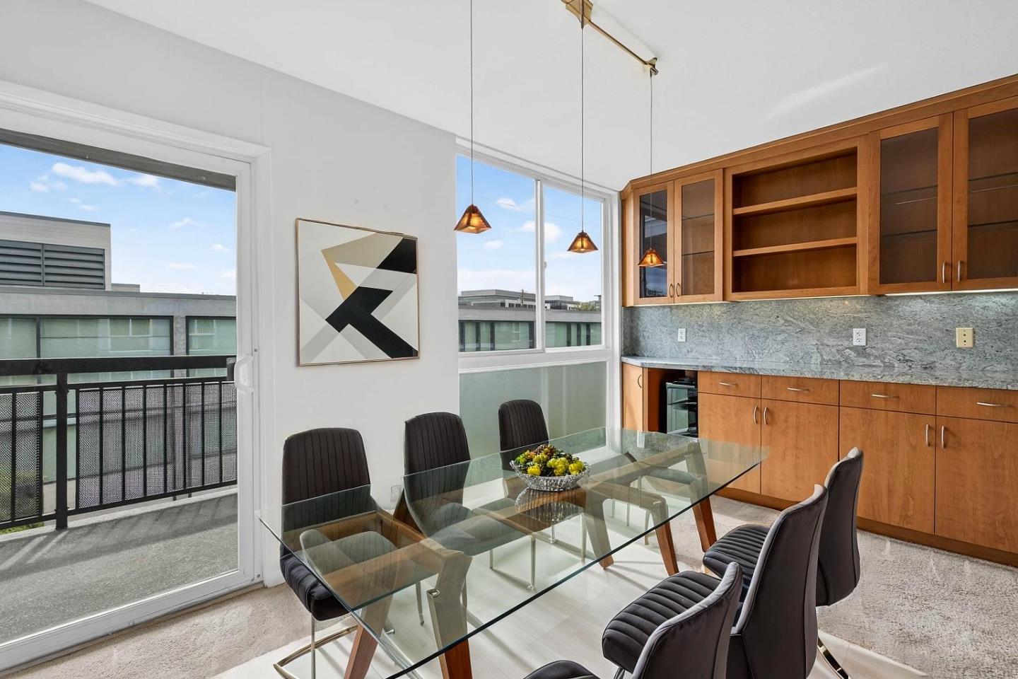 Detail Gallery Image 9 of 21 For 183 Del Medio Ave #310,  Mountain View,  CA 94040 - 2 Beds | 1 Baths