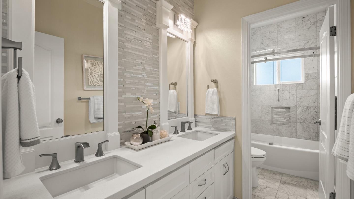 Detail Gallery Image 21 of 35 For 15855 Jackson Oaks Dr, Morgan Hill,  CA 95037 - 5 Beds | 3/1 Baths