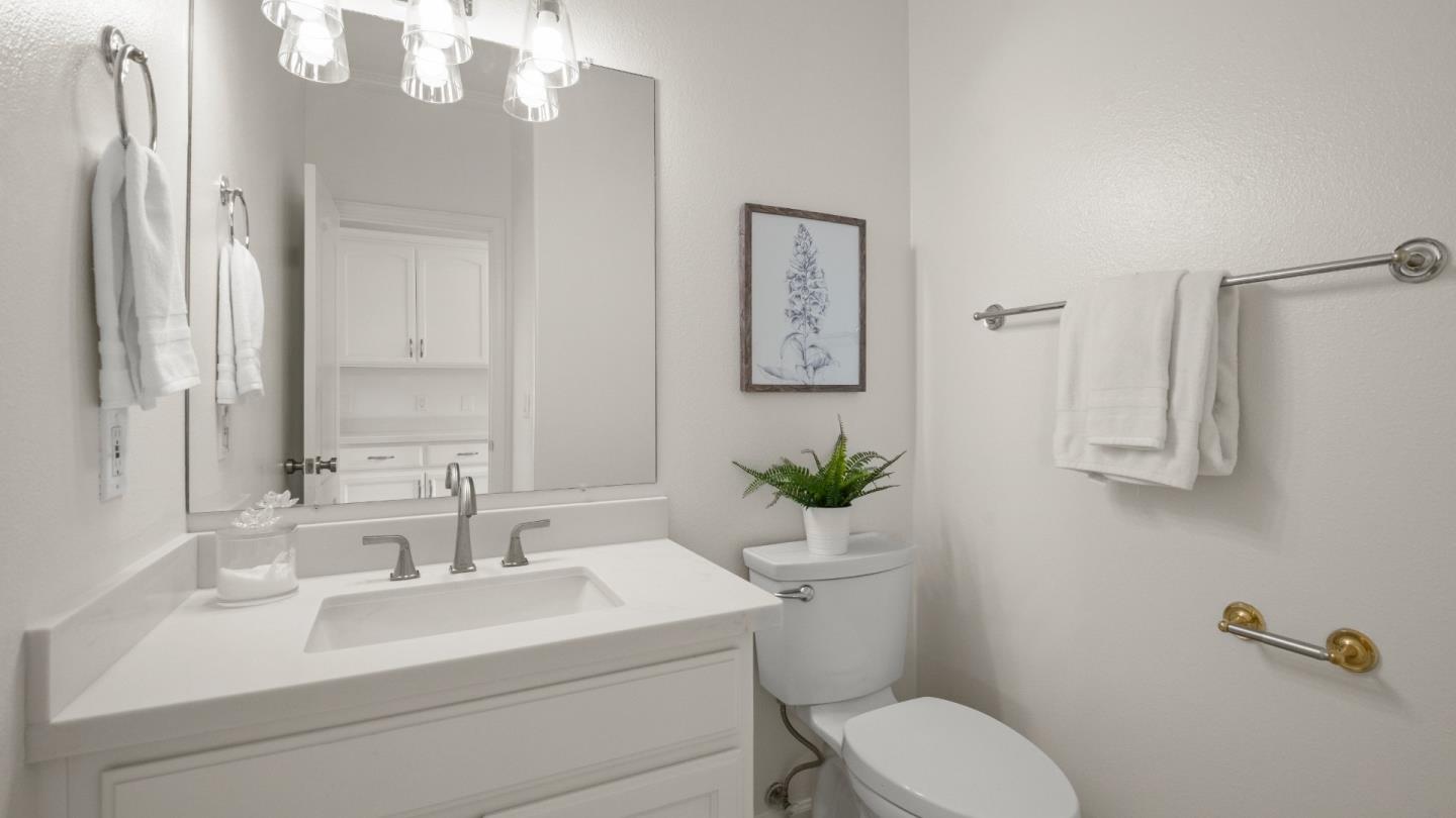 Detail Gallery Image 24 of 35 For 15855 Jackson Oaks Dr, Morgan Hill,  CA 95037 - 5 Beds | 3/1 Baths