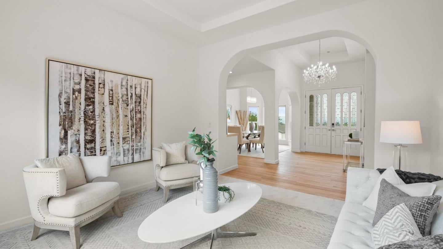 Detail Gallery Image 3 of 35 For 15855 Jackson Oaks Dr, Morgan Hill,  CA 95037 - 5 Beds | 3/1 Baths