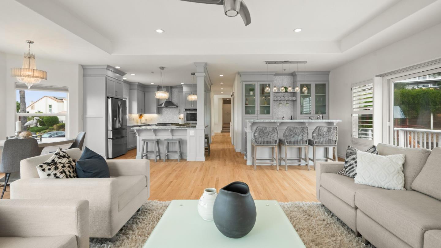 Detail Gallery Image 7 of 35 For 15855 Jackson Oaks Dr, Morgan Hill,  CA 95037 - 5 Beds | 3/1 Baths