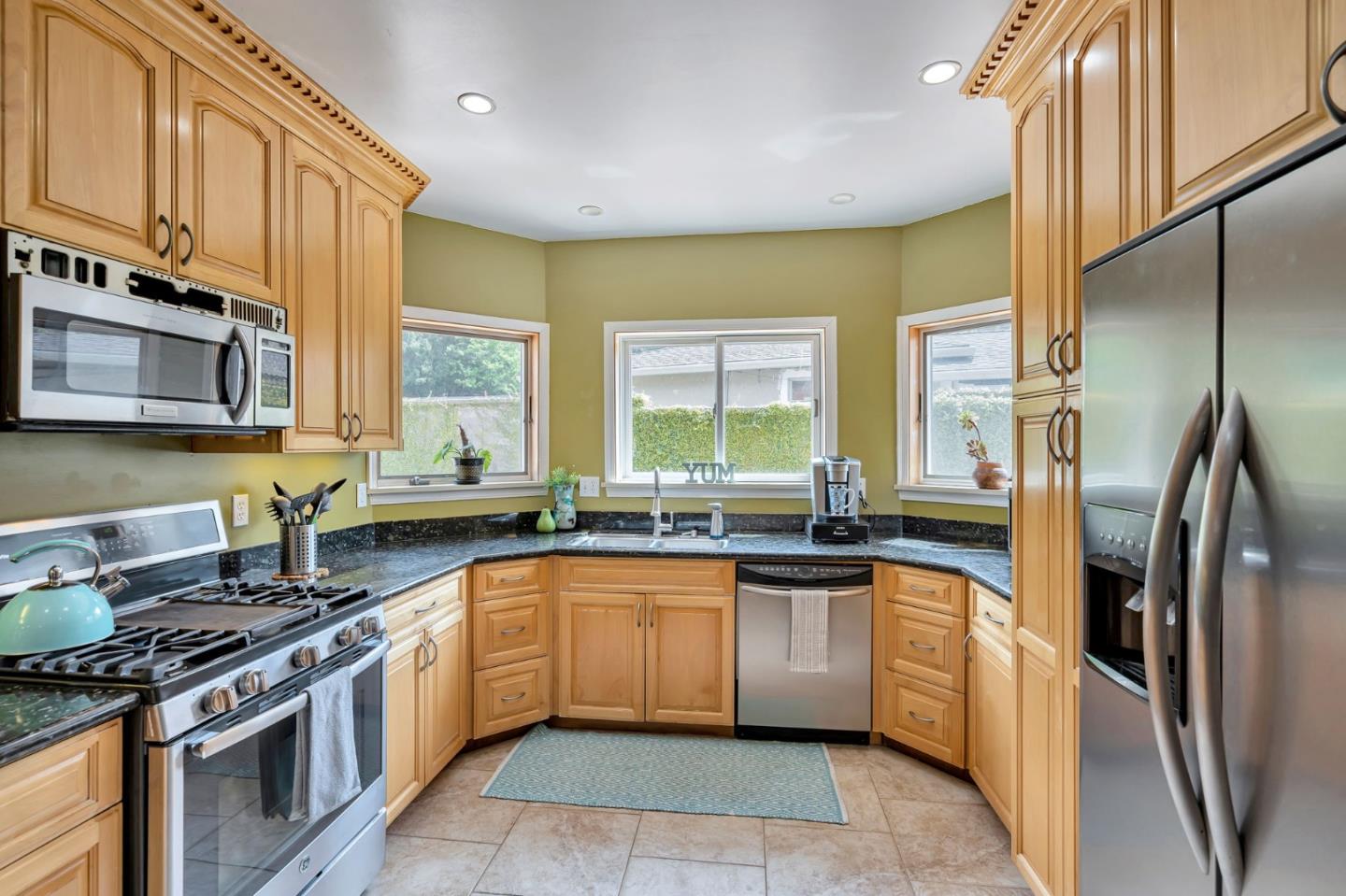 Detail Gallery Image 10 of 47 For 2672 Odonnell Dr, San Pablo,  CA 94806 - 6 Beds | 4 Baths