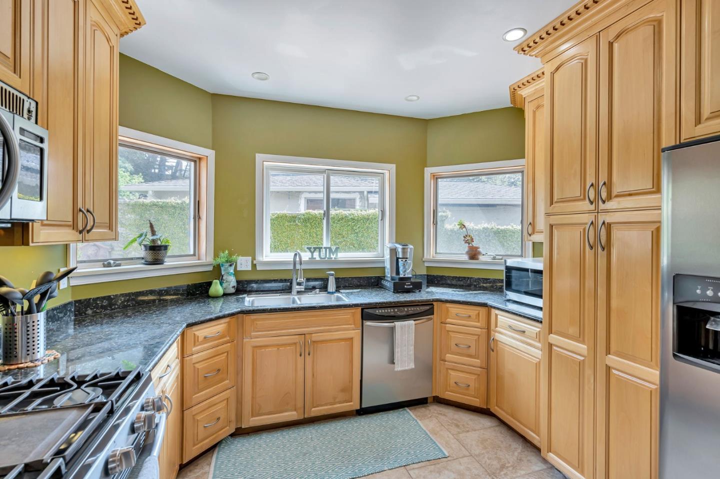 Detail Gallery Image 11 of 47 For 2672 Odonnell Dr, San Pablo,  CA 94806 - 6 Beds | 4 Baths