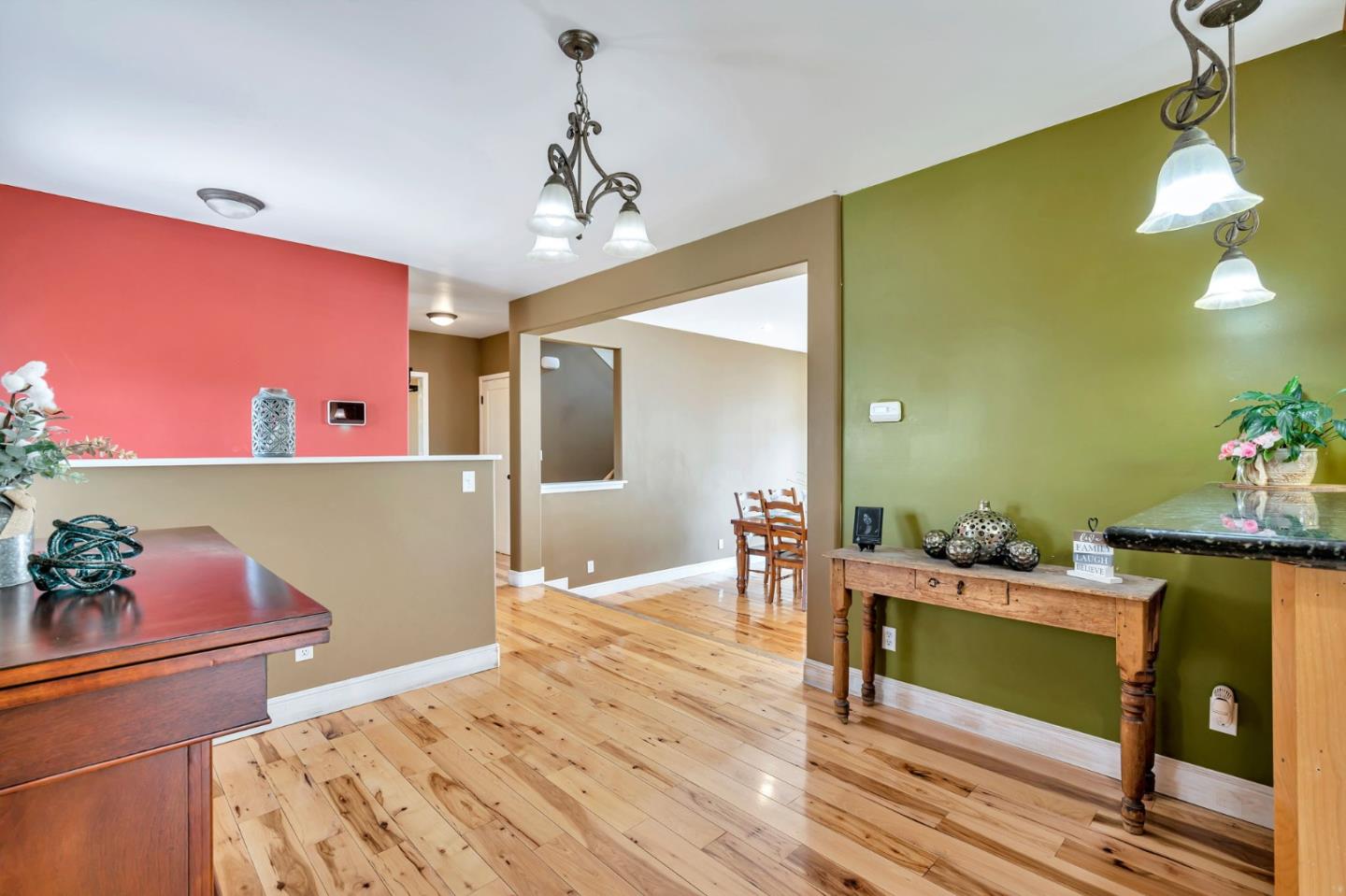 Detail Gallery Image 13 of 47 For 2672 Odonnell Dr, San Pablo,  CA 94806 - 6 Beds | 4 Baths