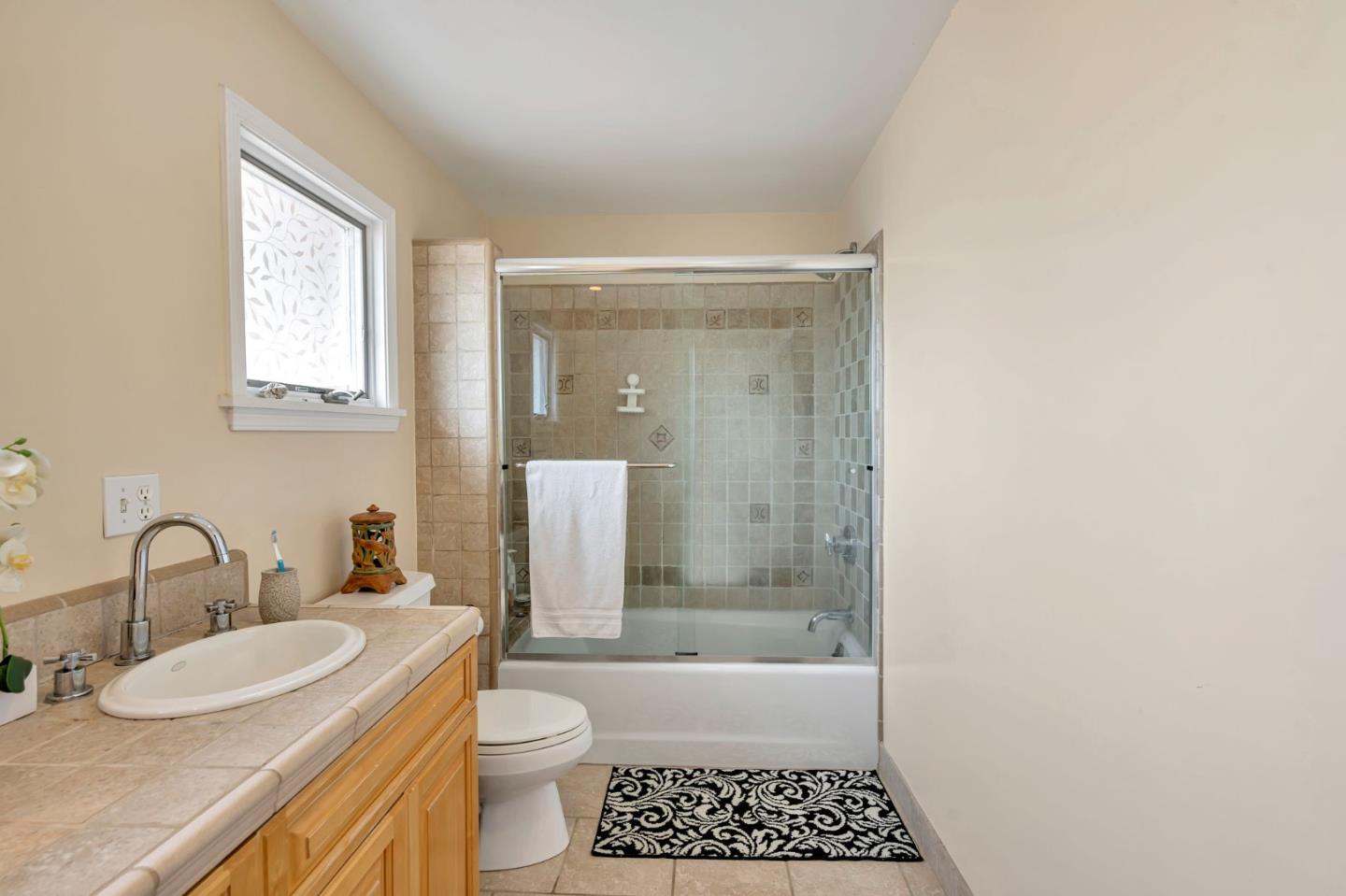 Detail Gallery Image 39 of 47 For 2672 Odonnell Dr, San Pablo,  CA 94806 - 6 Beds | 4 Baths