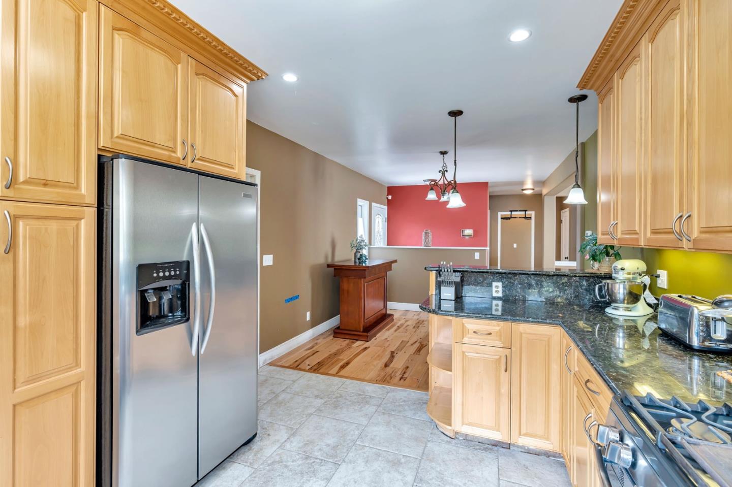 Detail Gallery Image 9 of 47 For 2672 Odonnell Dr, San Pablo,  CA 94806 - 6 Beds | 4 Baths