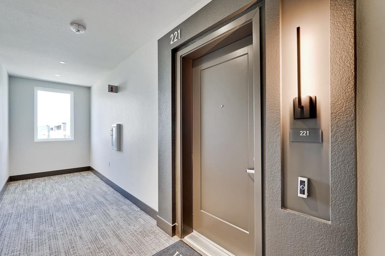 Detail Gallery Image 2 of 62 For 3698 Vision Cmn #221,  Fremont,  CA 94538 - 2 Beds | 2 Baths