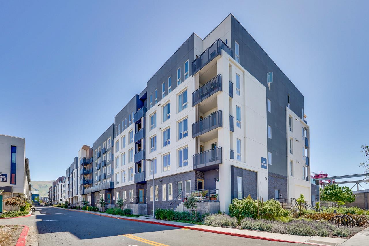 Detail Gallery Image 39 of 62 For 3698 Vision Cmn #221,  Fremont,  CA 94538 - 2 Beds | 2 Baths