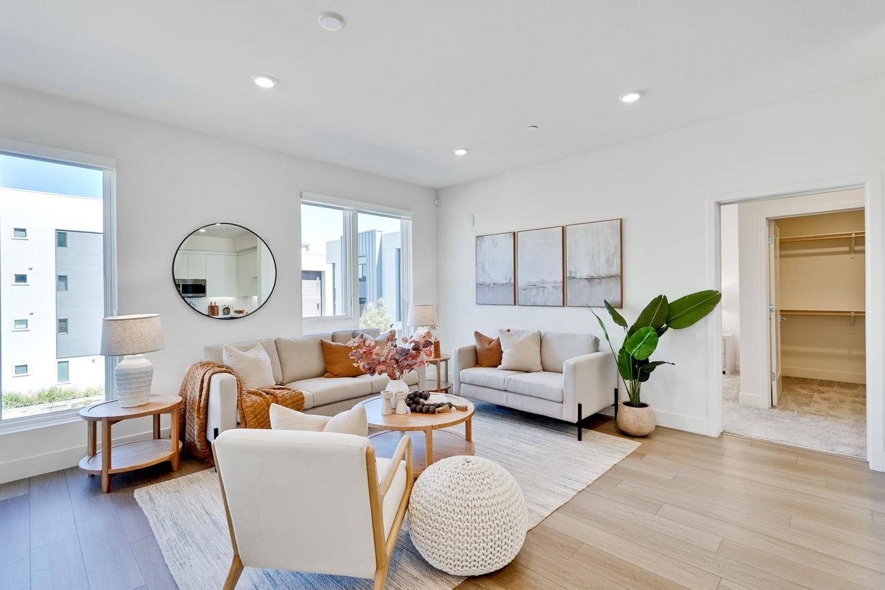 Detail Gallery Image 4 of 62 For 3698 Vision Cmn #221,  Fremont,  CA 94538 - 2 Beds | 2 Baths